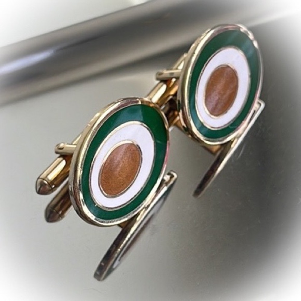 💕Super fun Avocado Cufflinks💕